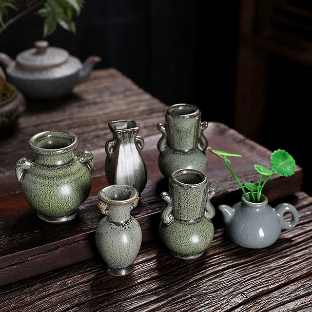 1Pcs Ceramic Miniature Vase Green Retro Flower Vase Crafts Tabletop Ornament Hydroponics Chinese-style Living Room Decoration