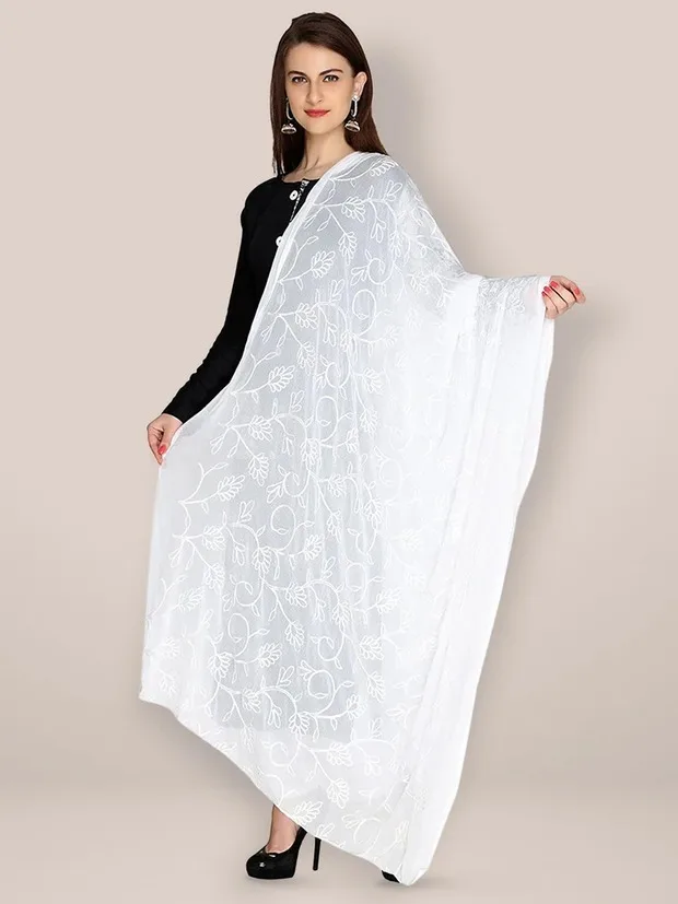 Spring Summer India Sarees Scarf Woman Fashion Soft White Ethnic Styles Dupattas Beautiful Comfortable Embroidered Dacing Shawl