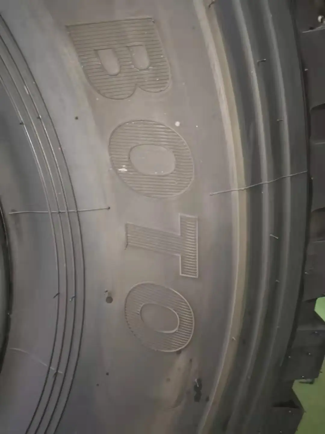 Top Quality Radial OTR Tire 12.00R20 China Manufacturer Low Price Sale