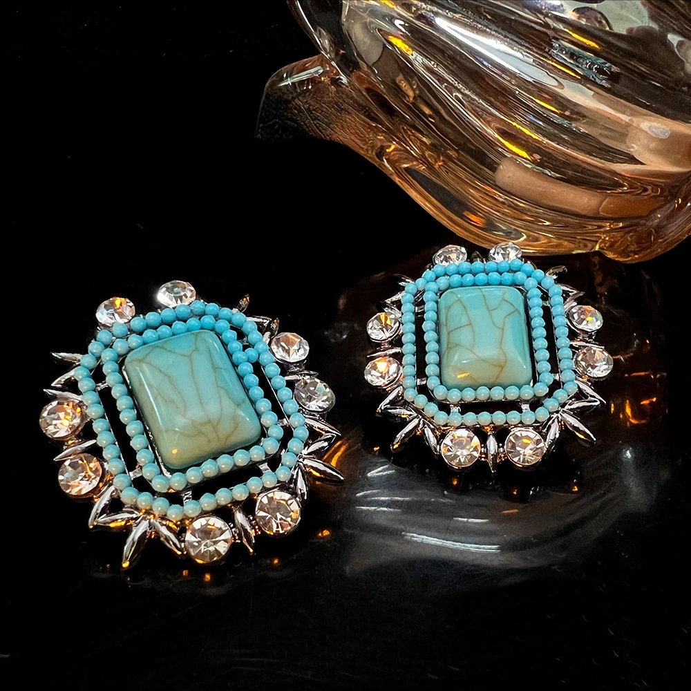 

Vintage Fashion Natural Stone Turquoise Square Stud Earrings for Women Niche Design Ear Stud Unique Runway Show Party Jewelry