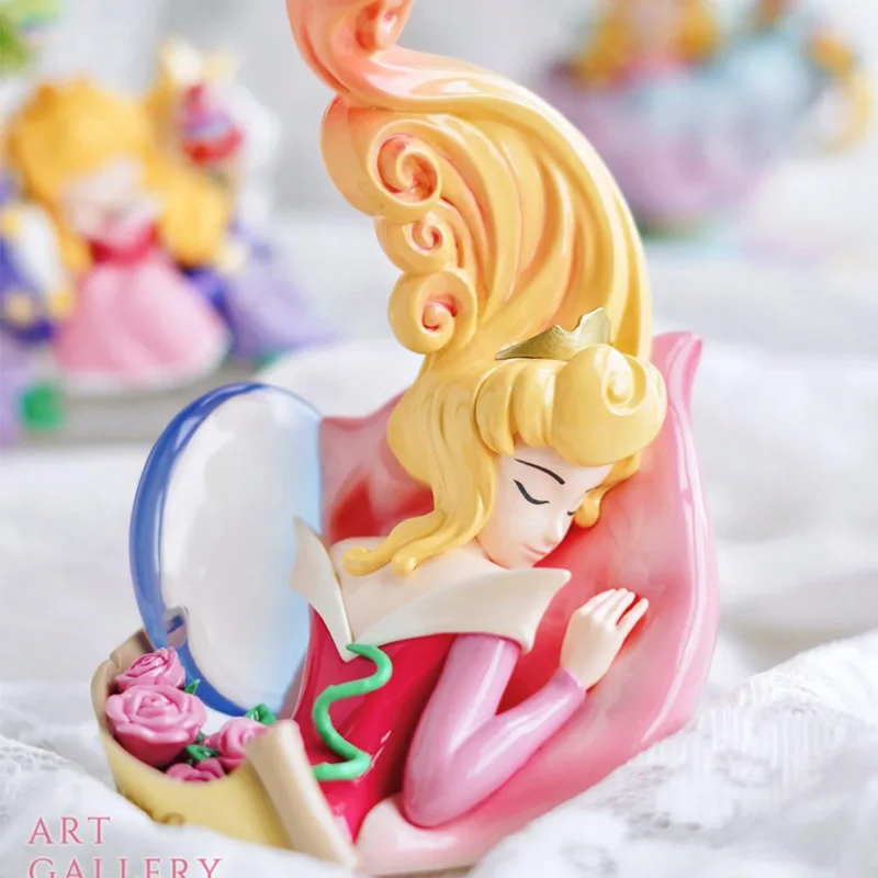 Disney Princess Art Gallery Series Sleeping Beauty Aurora Action Figure Toys Cartoon Collection Model Toy Decoration Regali Per Bambini