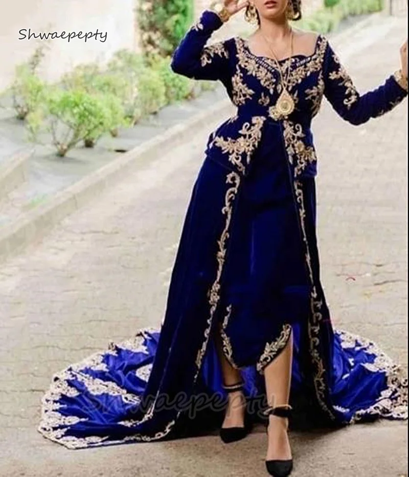 

Royal Blue Velvet Long Sleeves Evening Dresses Traditional Karakou Algeria Formal Party Gowns Gold Lace Appliques Prom Wear