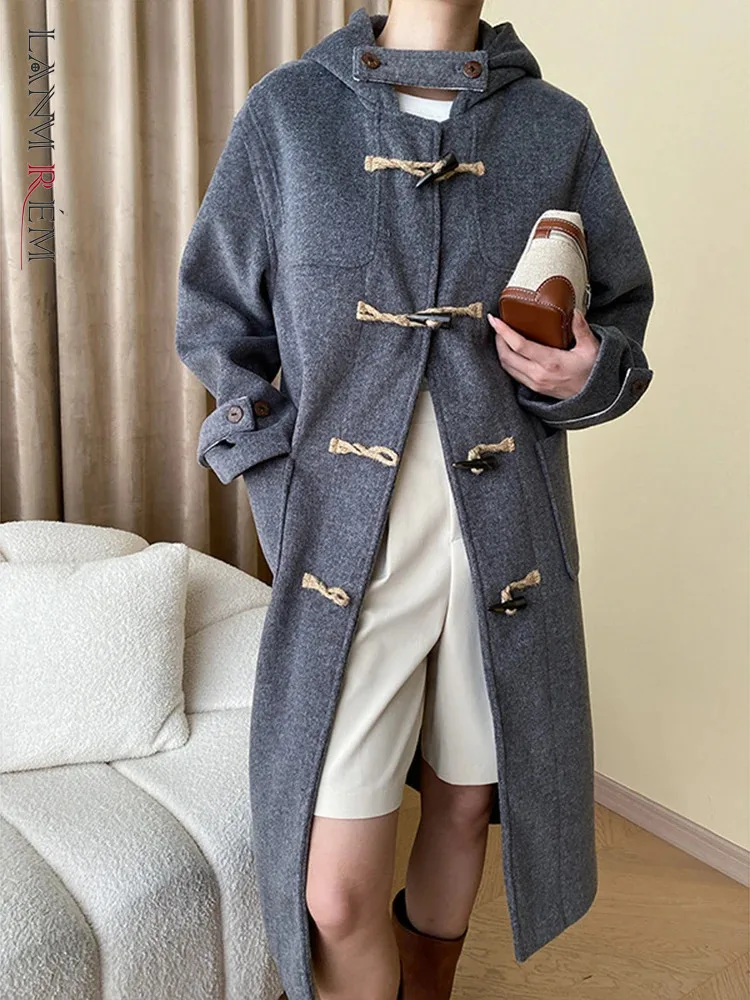 

[LANMREM] Gray High End Horn Button Woolen Outwear For Women Hooded Design Long Sleeve Elegant Coats 2023 Winter New 26D5864