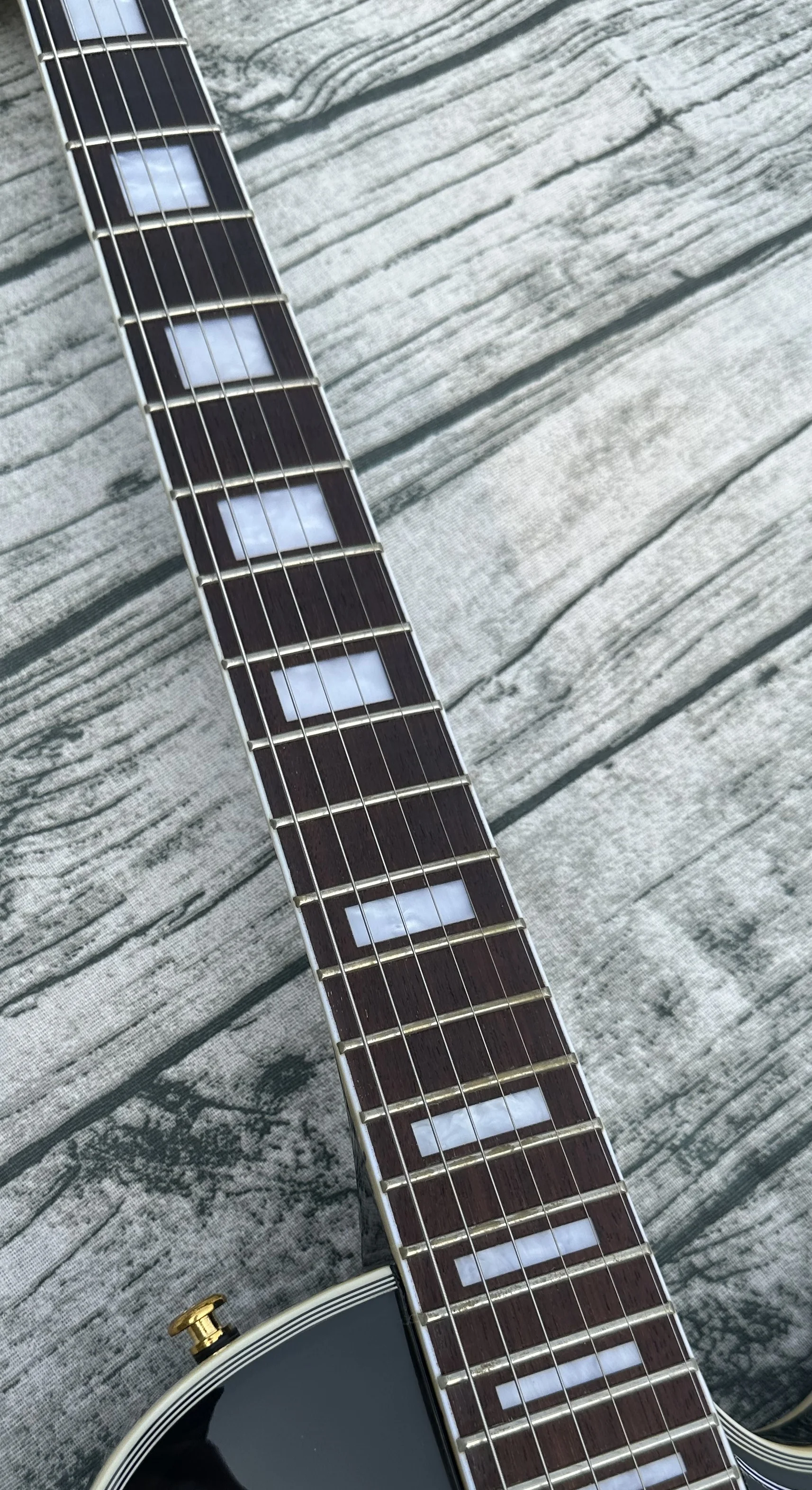 electric guitar Imported wood gold accessories
