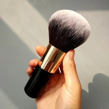 ⭐   1 pennello grande per trucco, fondotinta, cipria e blush, morbido pennello per il viso