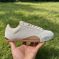 Baskets blanches simples et polyvalentes, chaussures de skate respirantes, chaussures décontractées pour hommes, délicates et respirantes sans causer d'inconfort aux pieds 7