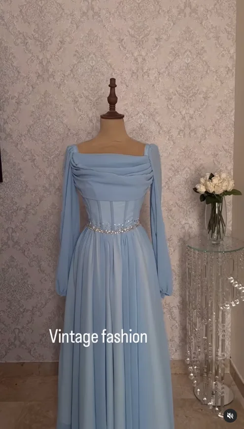 Women Prom Dresses Chiffon Long Sleeves Prom Dresses Pleats Crystal Beaded Prom Gowns Formal Party Elegant Gowns Dubai Evening Dress