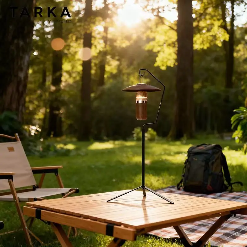 Folding Lantern Light Stand 1