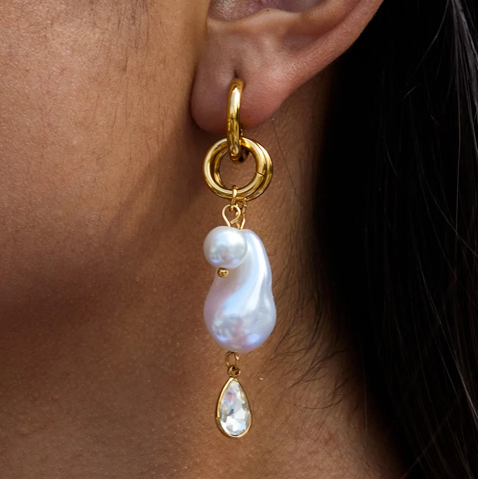 Elegant Temperament Long Pearl Dangle Earrings Geometric Irregular Thick Pearls Statement Earrings Bride Wedding Ear Jewelry New