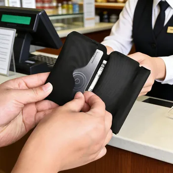 Innovativo Portafoglio Magnetico Pieghevole con Portamonete Autobloccante, Materiale TPU Impermeabile Durevole, Porta Carte EDC