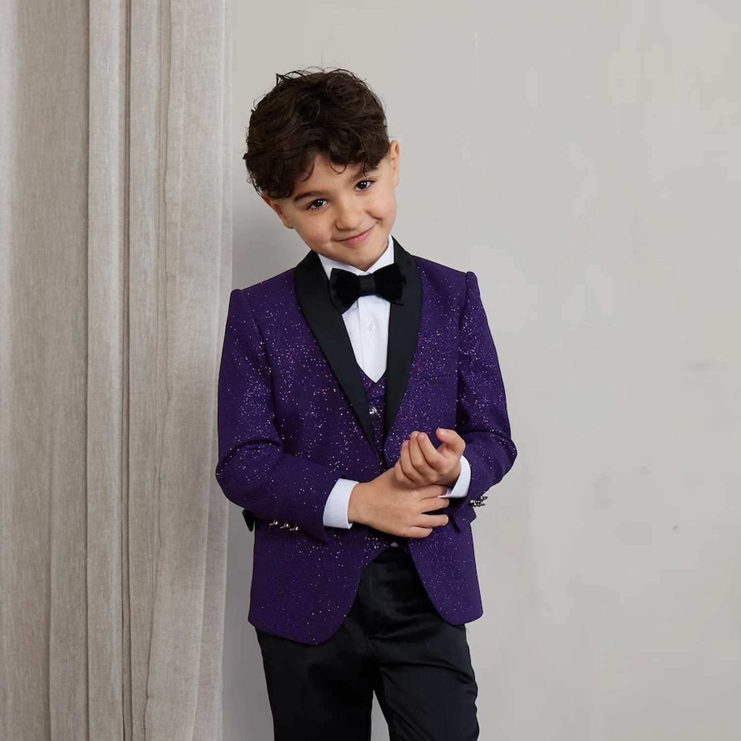 

Boys Suit Sets Modern Sequin Tuxedo Slim Fit Perfect for Weddings, Parties, and Other Milestones