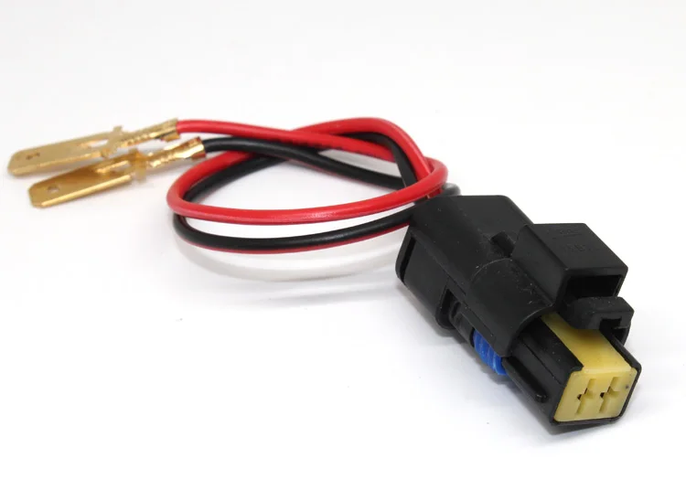 

For 508 New 301 C-QUATRE KOLEOS Kadjar Car Horn Modified Plug Female Non-destructive Modification 1pcs