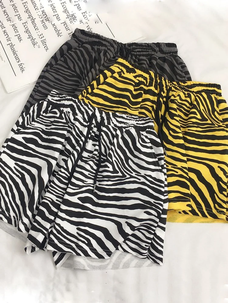 

2023 Zebra Striped Shorts Colorful Women's Sports Shorts Casual Classic Soft Student High Waist Summer Baggy Breeches for Women