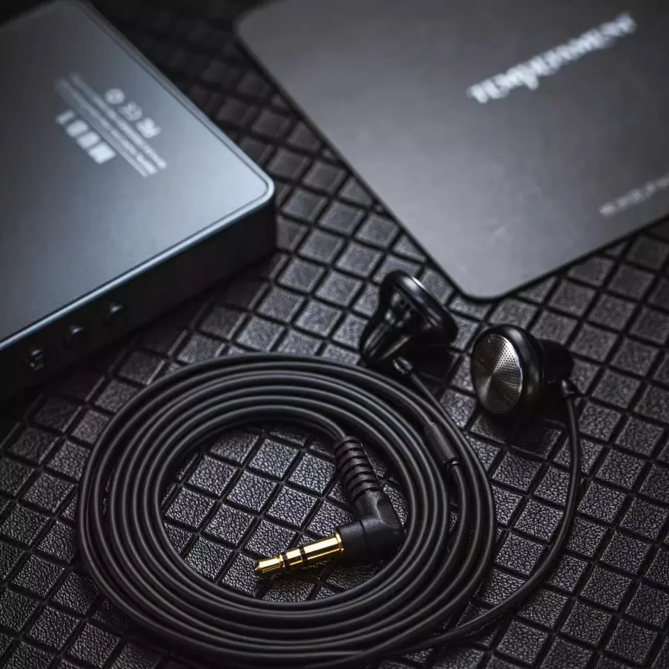 Ksearphone Bell-LB 3.5mm イヤホン 15mm ダイナミックドライバー イヤホン ヘッドセット フラットイヤープラグ HiFi イヤホン (Bell-LB-S) Temperament&frasl;Ksearphone Little Black Bell X15 In Ear Earphone 15mm