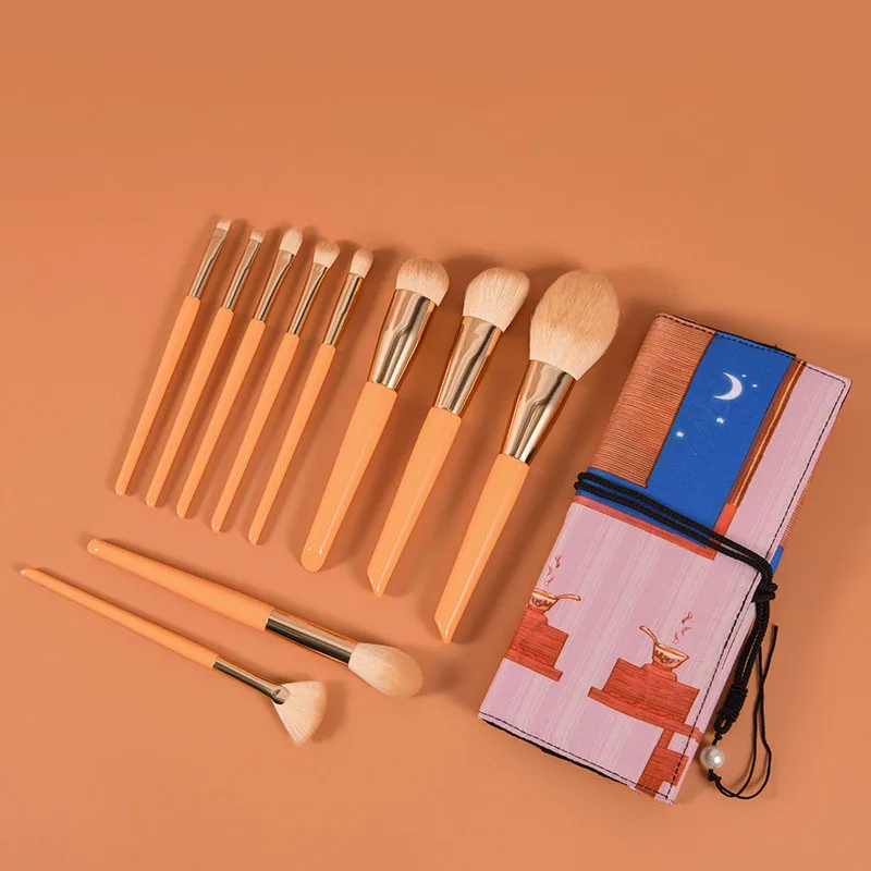 

10pcs Cute Girl Makeup Brushes Set for Daily Stunning Look Durable and Long Lasting Brushes with A Free Carrying Case Beauty