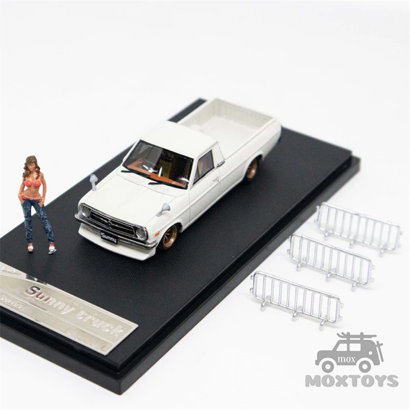 ミニカー DATSANSR311 インスタンスハンター1:64 datsun ny trackb120レジンモデルカー