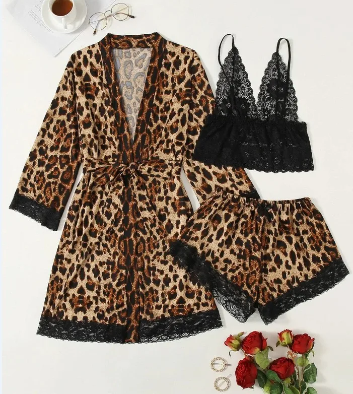 

Hot selling printed leopard print fashion Korean version of European and American large size sexy pajama set with charming tips