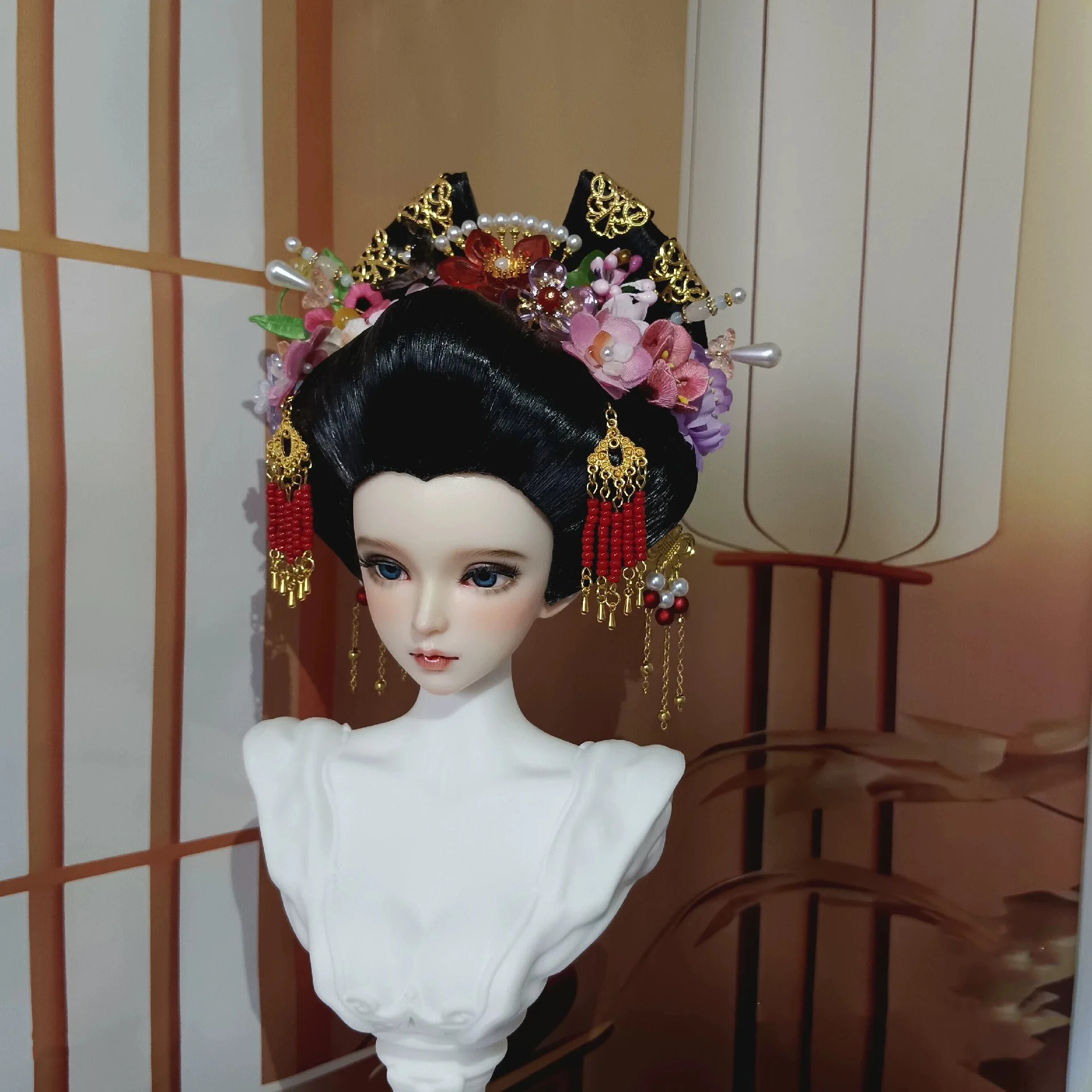 日本の伝統的髪飾人形 Traditional Japanese wig doll Vintage 1960's Japanese Katsuraningyo Doll w/ 6 wigs