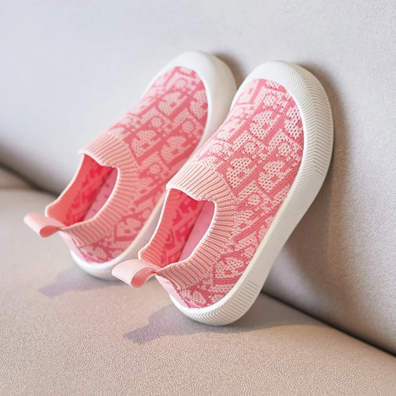 

Fashion board low-top children casual shoes match color flying woven baby shoes