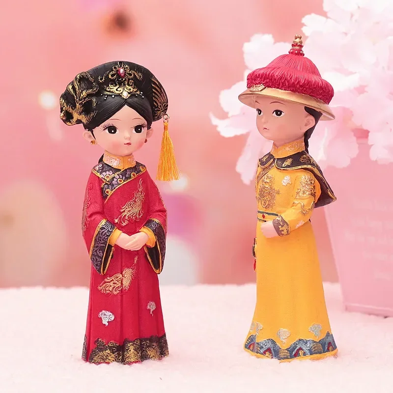

Фигурка императора китайского, 6,5 дюйма, орнамент королевы из смолы, традиционный костюм, украшение для дома, миниатюрный Топпер для торта
