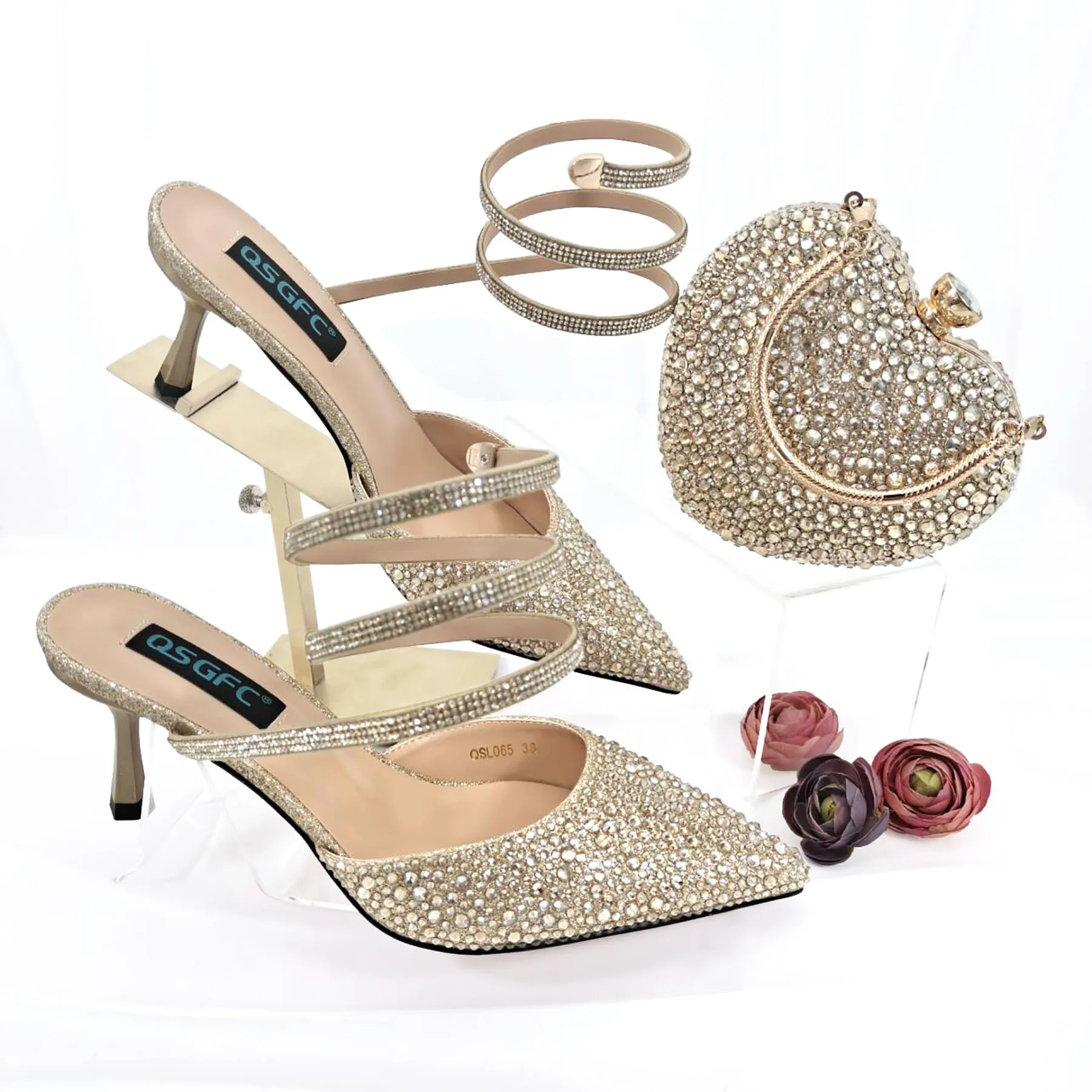 

QSGFC New Italian Design Gold Gold Rhinestone Decoration Casual Elegance Ladies High Heels Party Sandals & Bag Set
