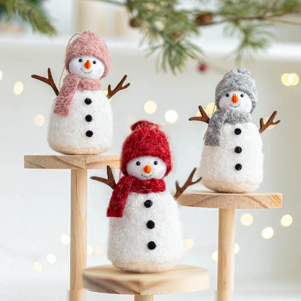 Handmade Felt Snowman Ornament, DIY Christmas Tree Decoration with Scarf, Cozy Xmas Keepsake for Home Holiday Decor