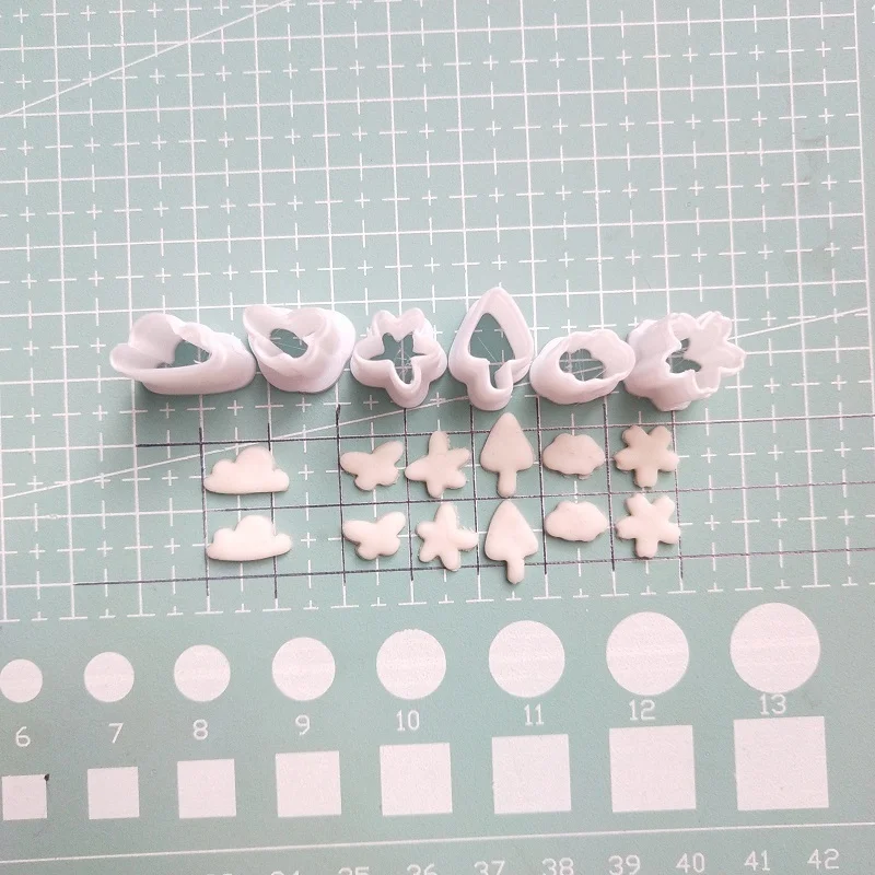Polymer Clay Tools Pottery Tools Clay Sculpting Tools Pottery Sculpting Tools Clay Craft Tool Soft Pottery Polymer Clay Cut Mould Fruit and Flower Pattern DIY INS French Earring Jewelry Cutting Die Embossing Tools 5mm