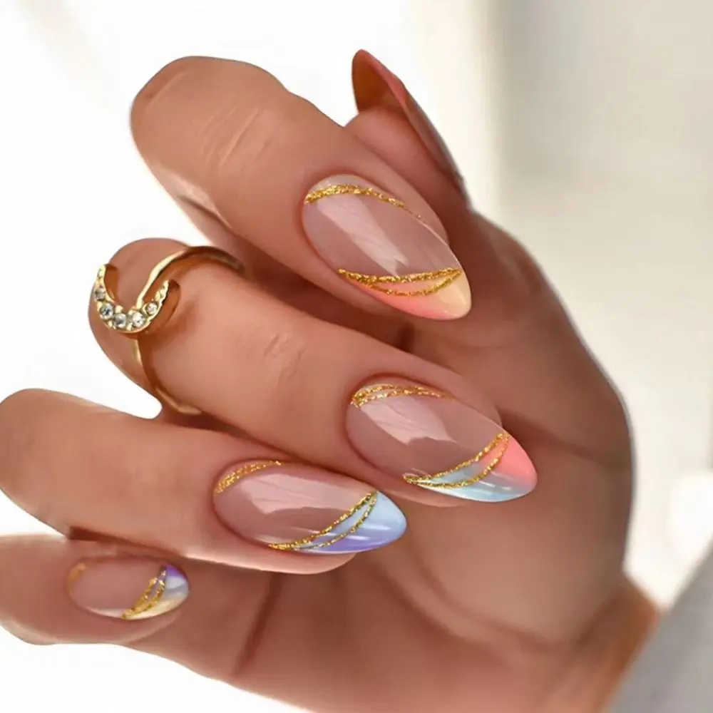 Não sei o que acho dessa francesinha. : r/Nails, image size:1000x1000