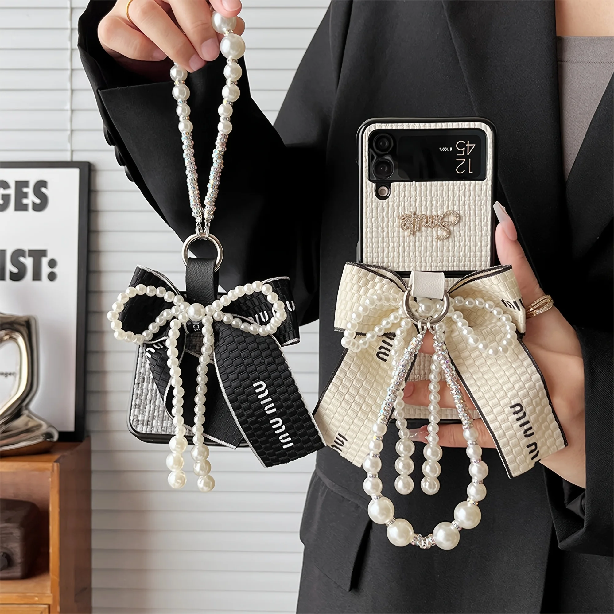 Pearl Bow Rhinestone Letter Veneer Folding Phone Case Pearl Bracelet For Samsung Galaxy Z Flip 3 4 5 6