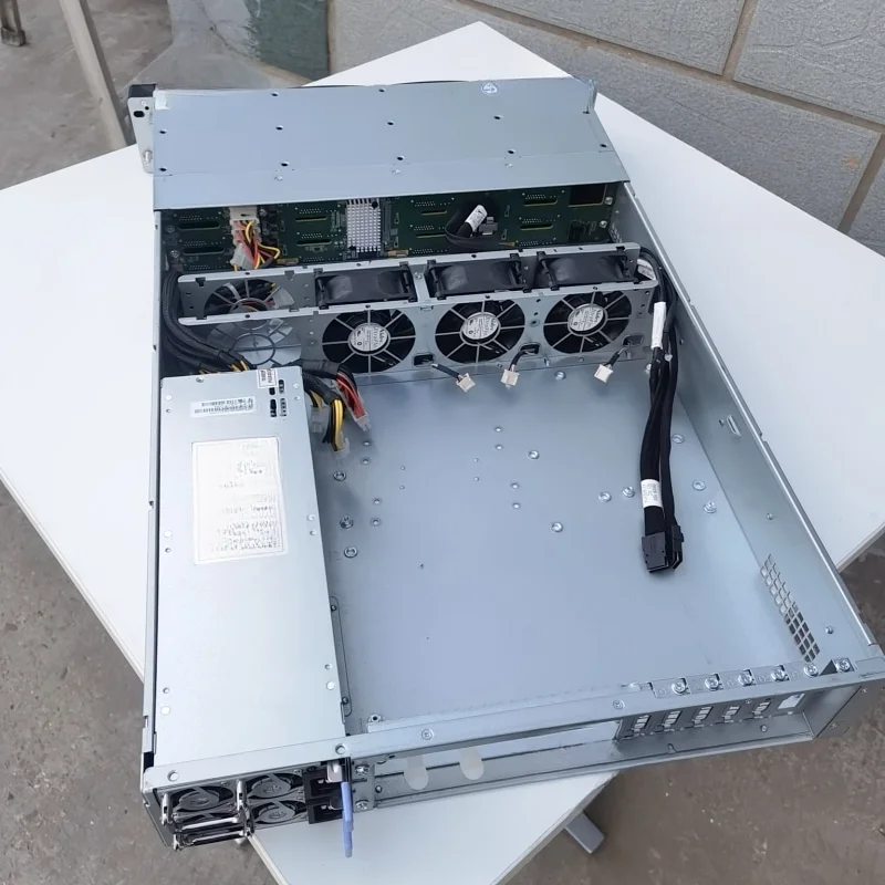 12 drives, server, computer case, hot-swappable NAS storage 2U rack type