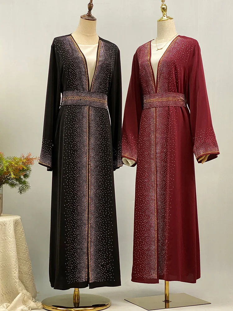 S.H ARAB SHOP عباية حجر الراين الفاخرة 4