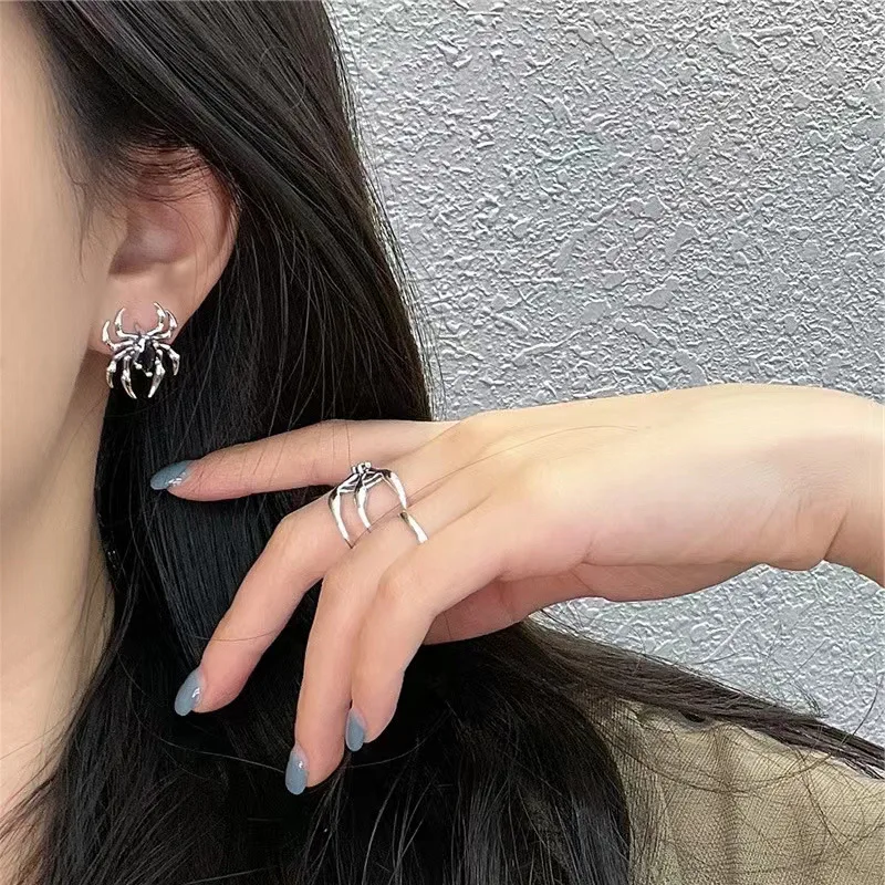 Spider Earrings Halloween Gothic Retro Old Spider Zircon Earrings Women Fashion Design Black Zircon Earring Party Jewelry Gifts