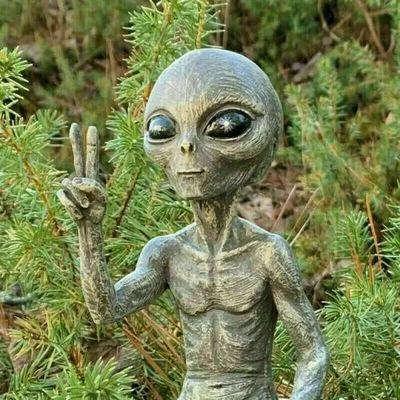 Resin Statue Ornament For Garden Home Decoration Outer Space Alien