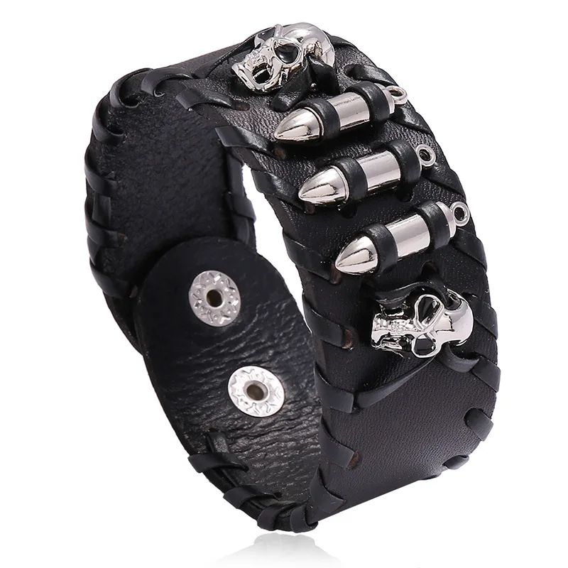 Bracciale in vera pelle con rivetti e teschio in metallo Punk Rock