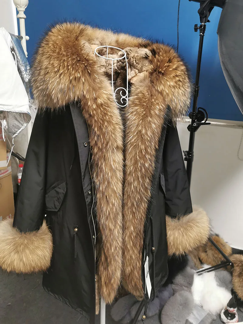 Vexaroa luxury fur coat women side view