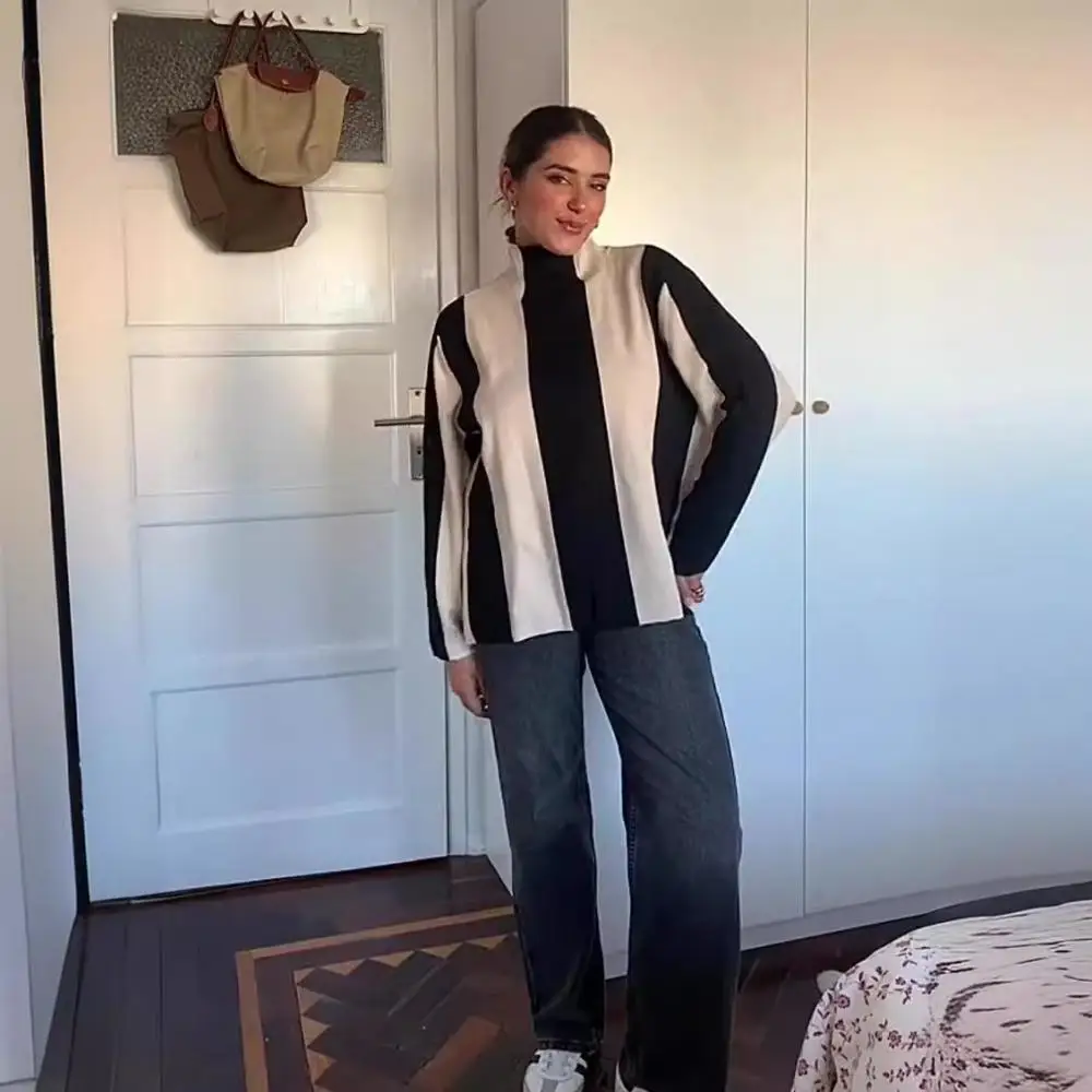 

Женский трикотажный свитер в полоску, повседневный винтажный пуловер с разрезом сбоку и расширяющимся книзу рукавом, джемпер с круглым вырезом, весна 2024