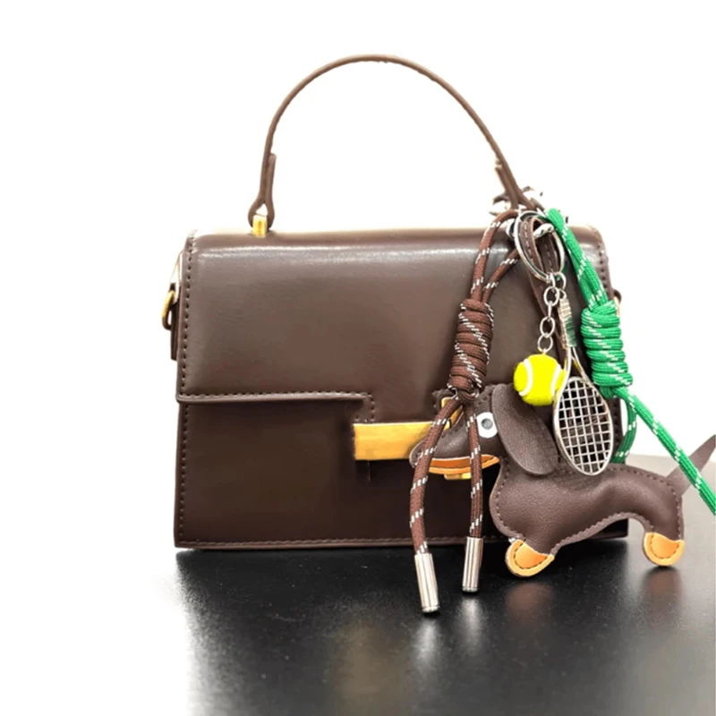 Vintage Dachshund Dog Golf Classic Cute Leather Puppy Dog Keychain Pendant Lovely Dachshund Bag Charm Phone Pendant