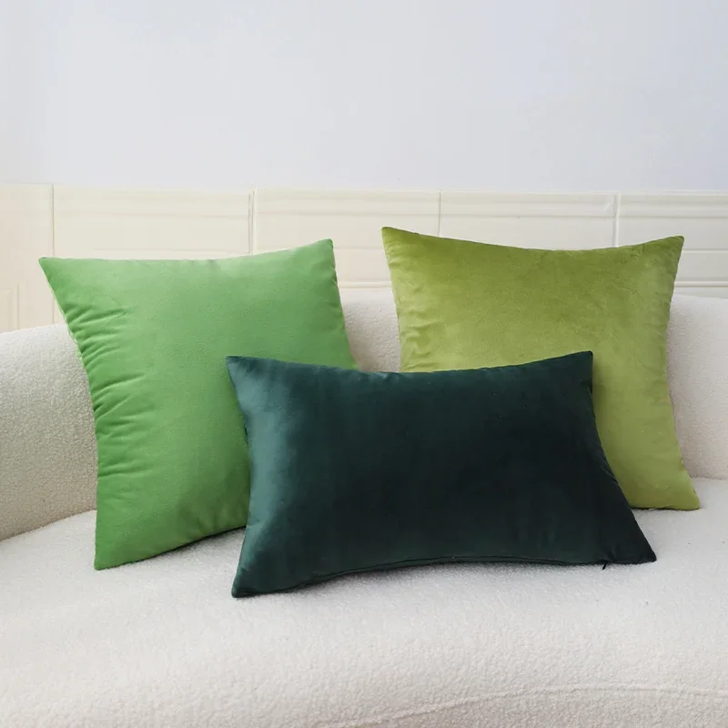 Emerald Velvet Decorative Pillowcase - Luxurious 18x18 Inch Accent