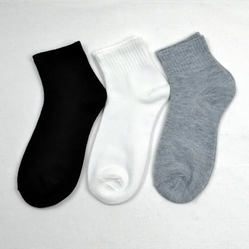 

Plain Solid Color Men Sports Socks Middle Tube