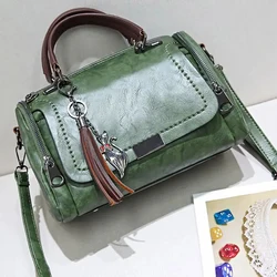 Elegant Tassel Decor Large Capacity Handbag with Removable Strap (Green)