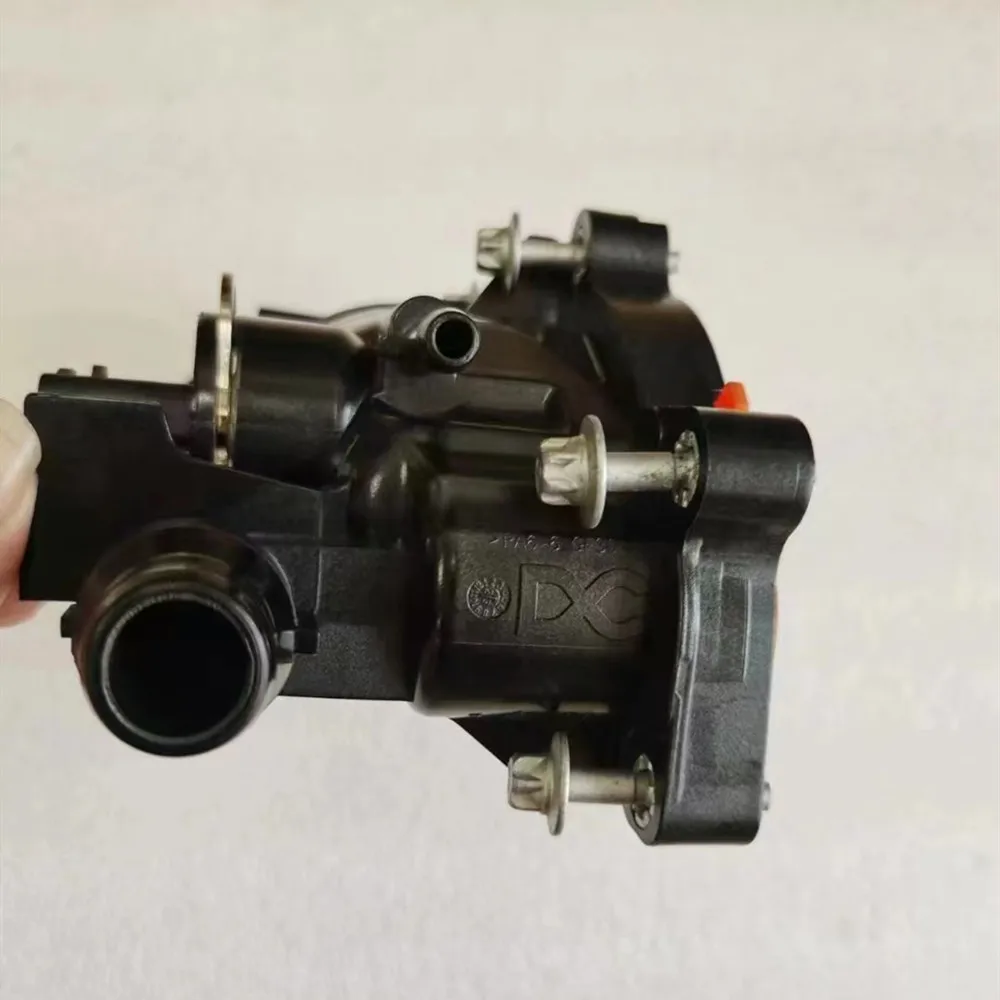 A2822030175 2822030175 Thermostat Housing for Mercedes-Benz A180 CLA200 GLA GLB180 GLB250