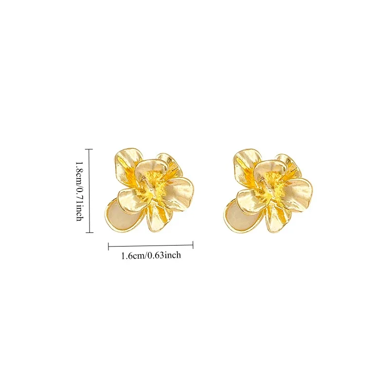 Women's Golden Petal Ear Clips French Retro Three-dimensional Metal Opal Flower Clip on Earrings No Piercing