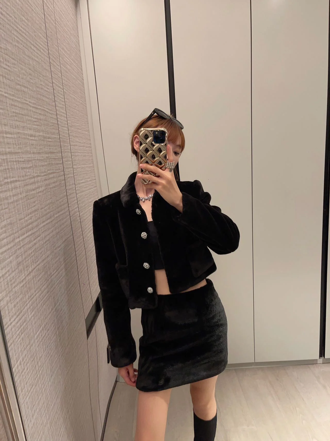 

New Autumn/Winter Furry Lapel Jacket Pairing+Half Skirt Black Set