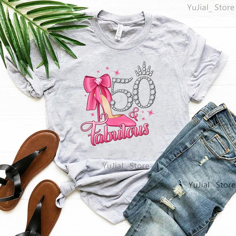 Fabelhaftes T-Shirt mit Grafikdruck für Damen, rosa, hohe Schuhe, Krone, Geburtstagsgeschenk, T-Shirt für Damen, Grau/Grün/Gelb/Schwarz – Detail 3