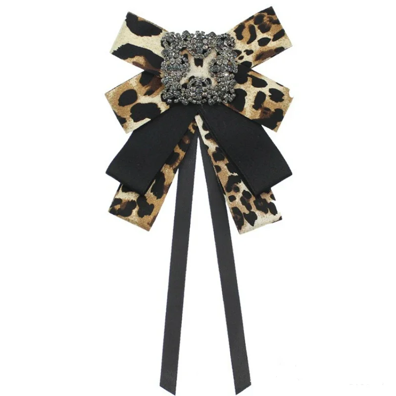 

Classic Bow Tie for Women Leopard Print Fabric Ribbon Brooch Crystal Rhinestone White Shirt Collar Pin Bowtie Casual Accessories