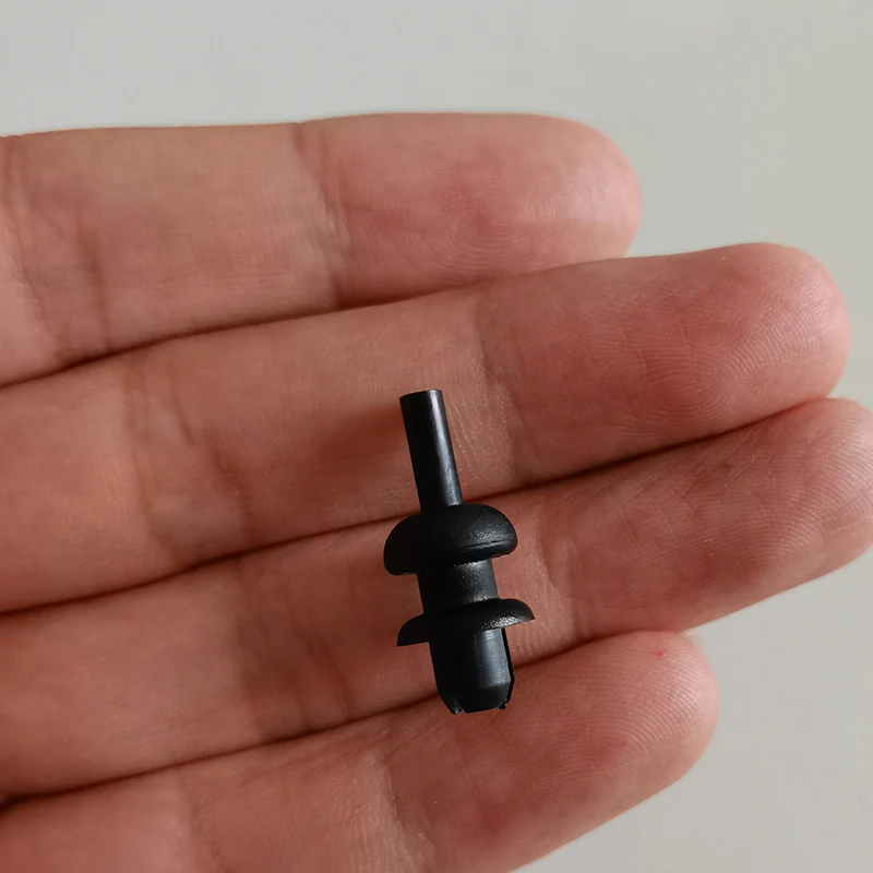 Car Fastener Clips 4PC Rear Boot Trunk Parcel Shelf Cord Strap String Clips Mounting Hook Bracket 699218 for Citroen C2/C3/Saxo/Xsara Picasso 2003 car fastener clips,car retainer clips,auto fastener clips,car fastener clip,boot strap clips,car parcel shelves string