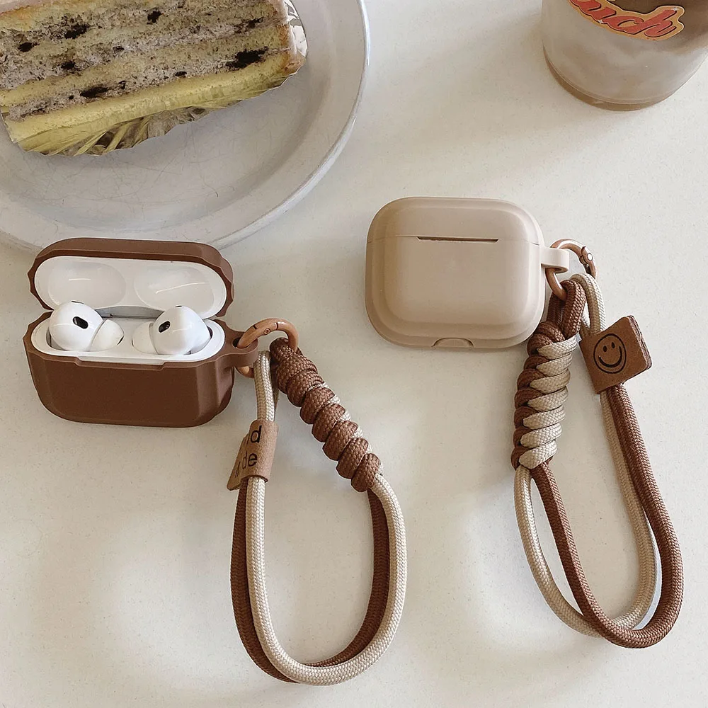 Stylish Silicone Earphone Case with Cute Lanyard - Protective Cover