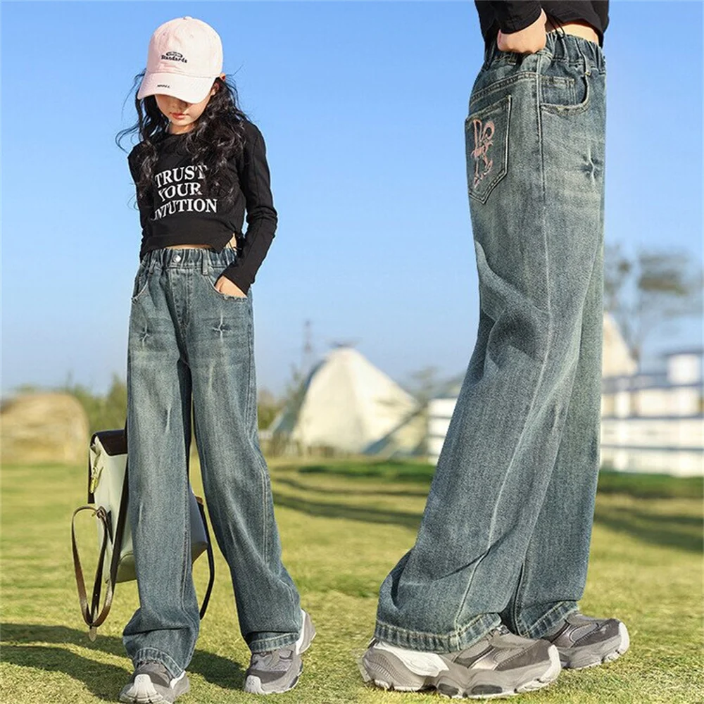 

Весенние детские джинсы, модные прямые брюки-трубы с вышивкой для девочек, молодежные студенческие джинсы, хлопковые джинсы с широкими штанинами, 626