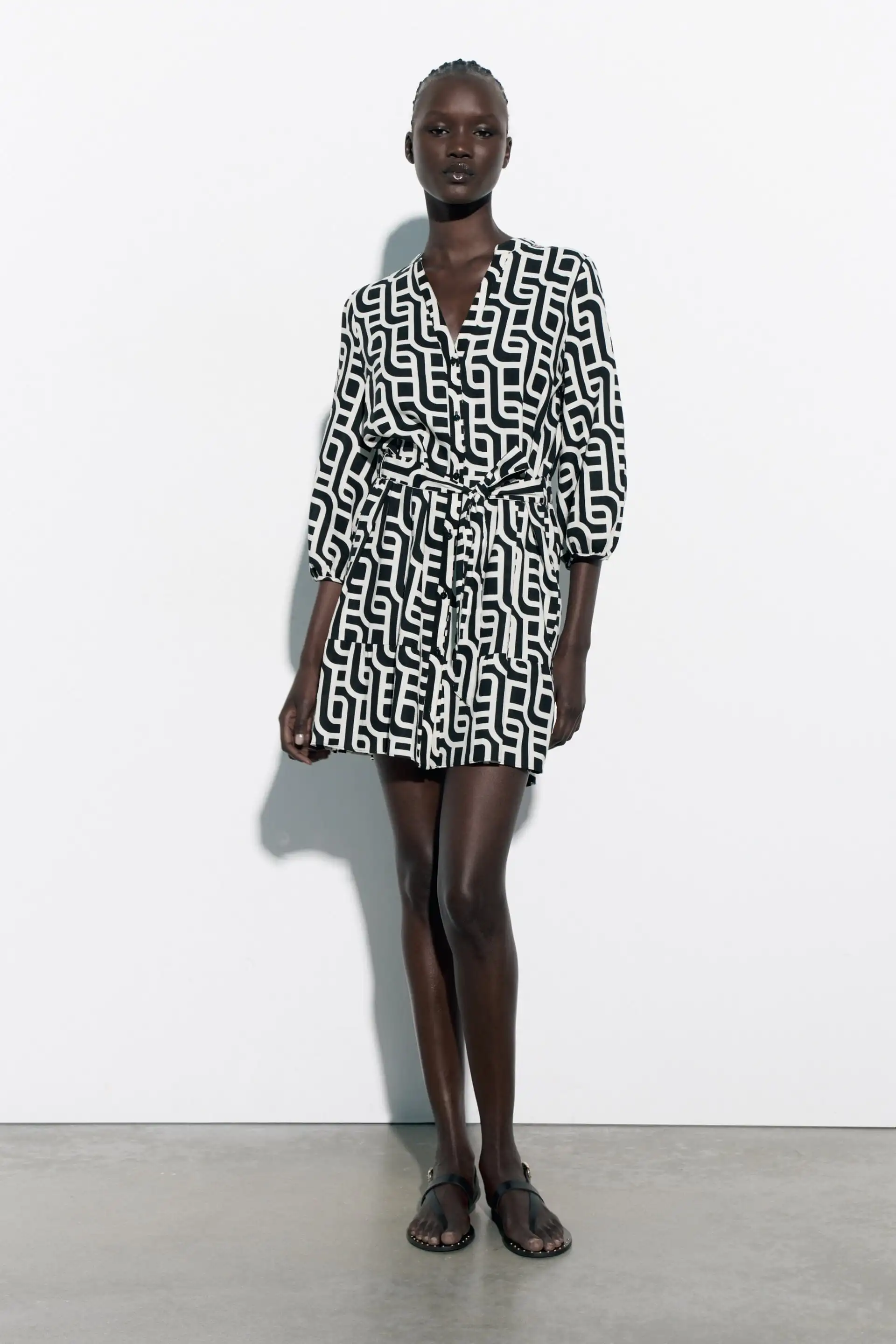 ZARA-Vestido Curto com Desenho Geométrico - AliExpress