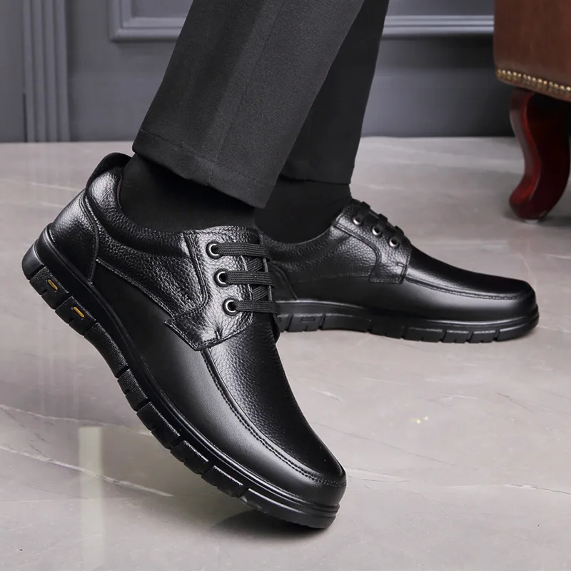 Handmade Leisure Men Shoes New Trendy Minimalist Work Shoes With Lace Up Middle-Aged Dad Formal Casual Business Leather Shoes 2